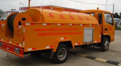 東風(fēng)福瑞卡高壓清洗車(chē)