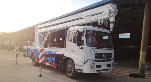 東風(fēng)天錦高空作業(yè)車(chē)